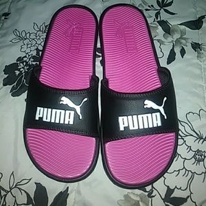 NWOT❤❤Brand New Puma Slide on Sandals